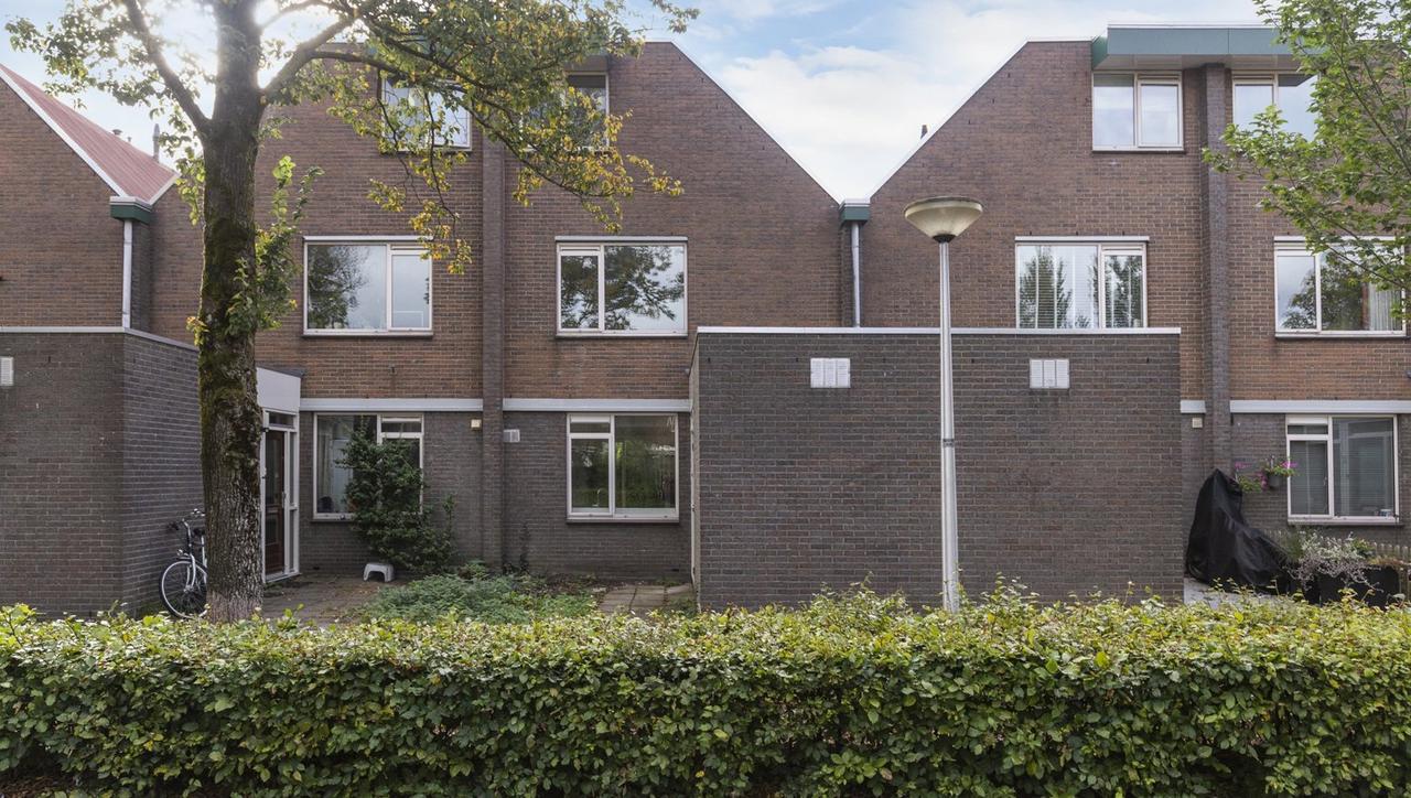 Huis met 4 slaapkamers en tuin in Diemen - Afbeelding 1