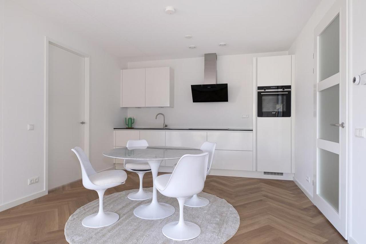 Apartment Bloemsingel with south-facing balcony - Image 11