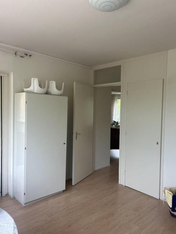 88m² apartment with balcony in Leiden - Image 9