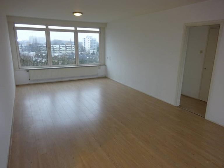 88m² apartment with balcony in Leiden - Image 2