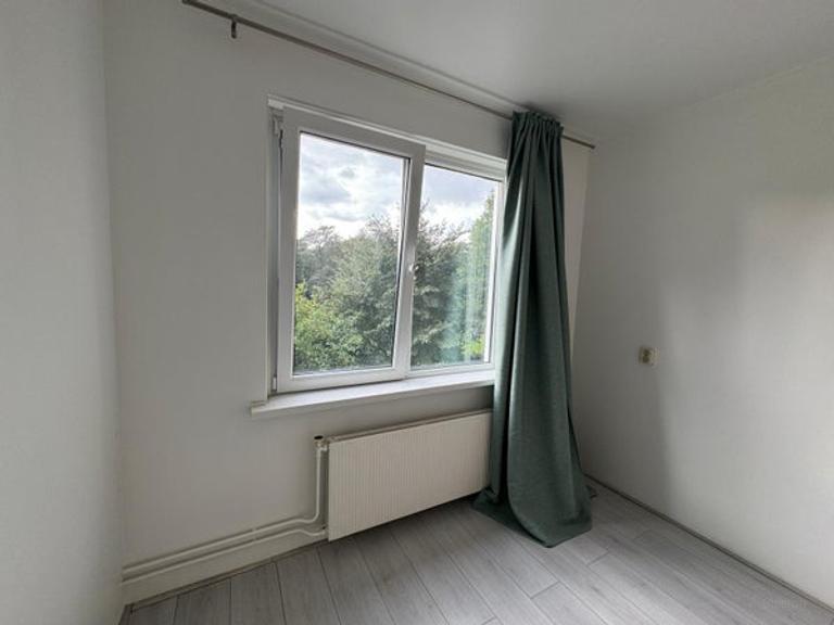 Furnished 4-room apartment in Utrecht Overvecht - Image 18