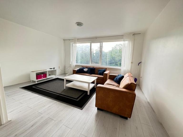 Furnished 4-room apartment in Utrecht Overvecht - Image 4