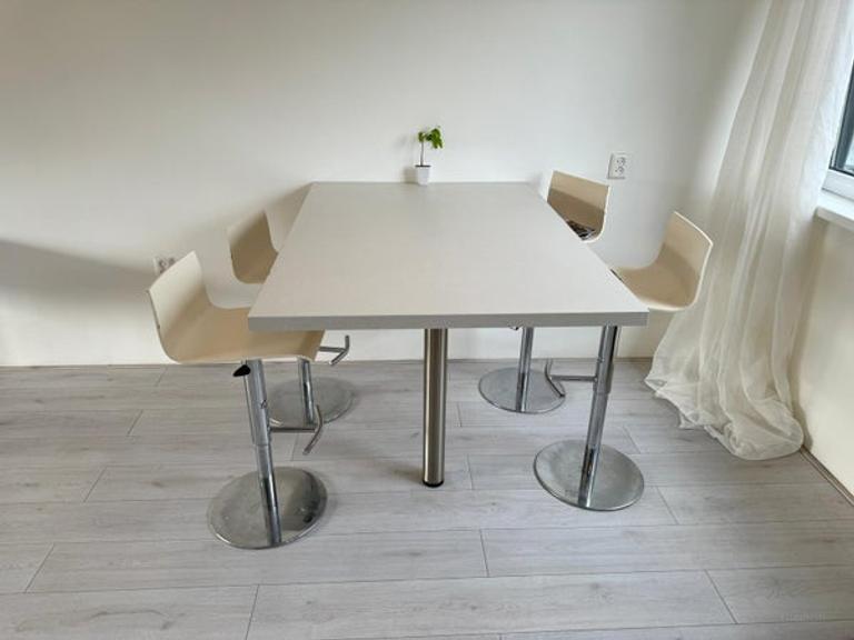 Furnished 4-room apartment in Utrecht Overvecht - Image 6