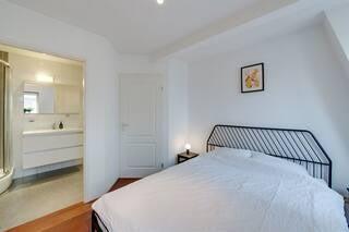 48 m² apartment with roof terrace in De Pijp - Image 7