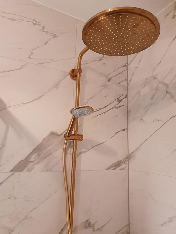 Furnished 72m² Apartment with Terrace in West - Image 11
