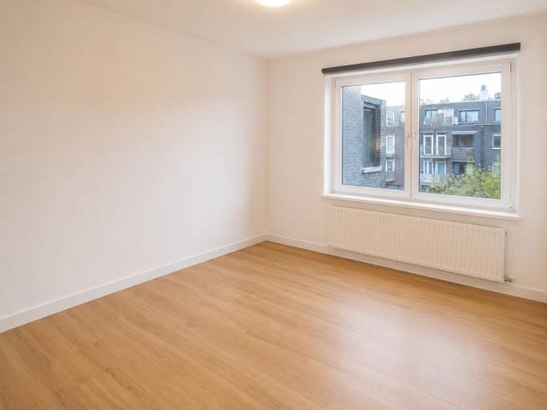 Apartment (73m²) with Canal View - Image 6