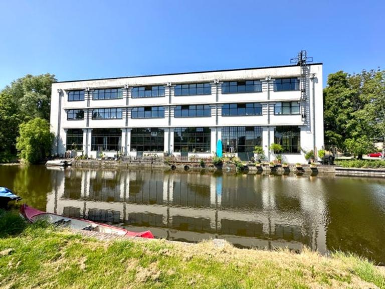 211m2 Loft near Zaandam Station - Image 3