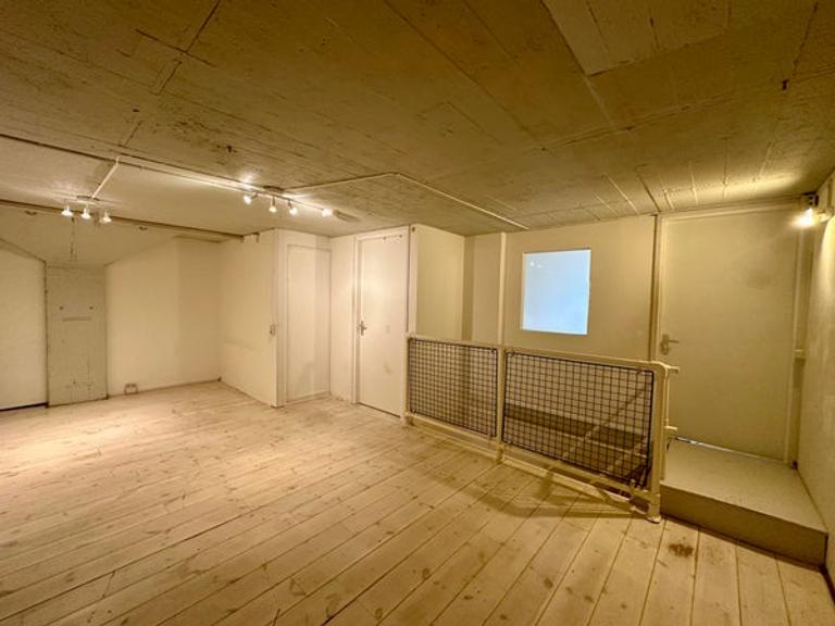 211m2 Loft near Zaandam Station - Image 17