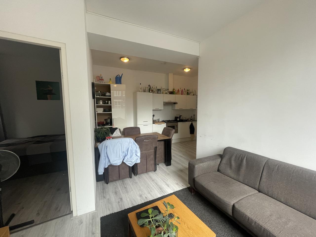 Room (7m²) near Noorderplantsoen Park - Image 1