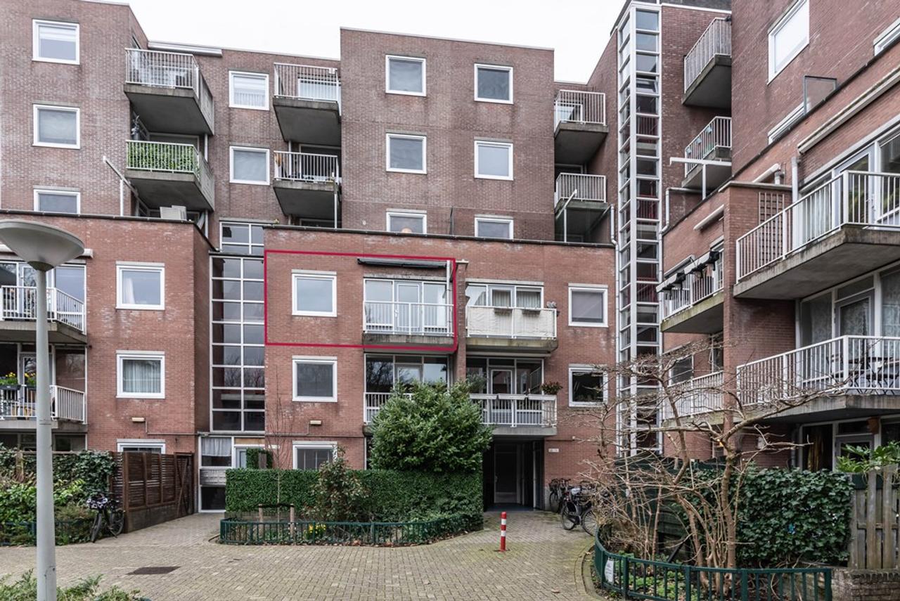 85m² apartment near Amsterdamse Bos - Image 4