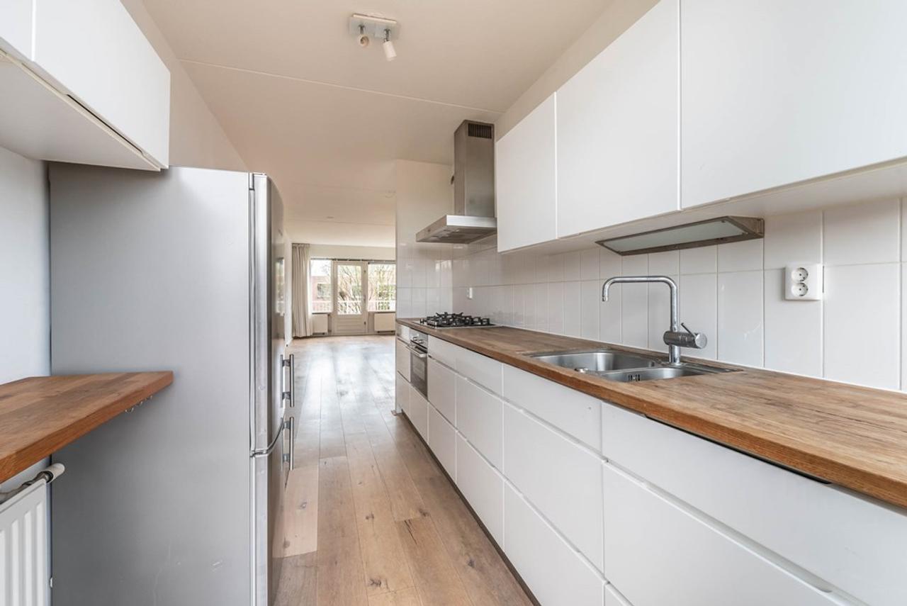 85m² apartment near Amsterdamse Bos - Image 8