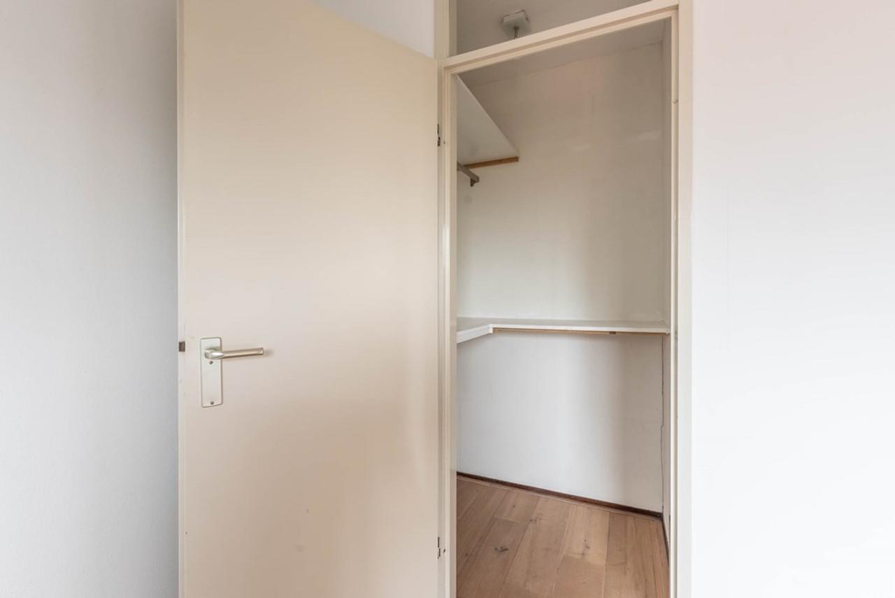 85m² apartment near Amsterdamse Bos - Image 13