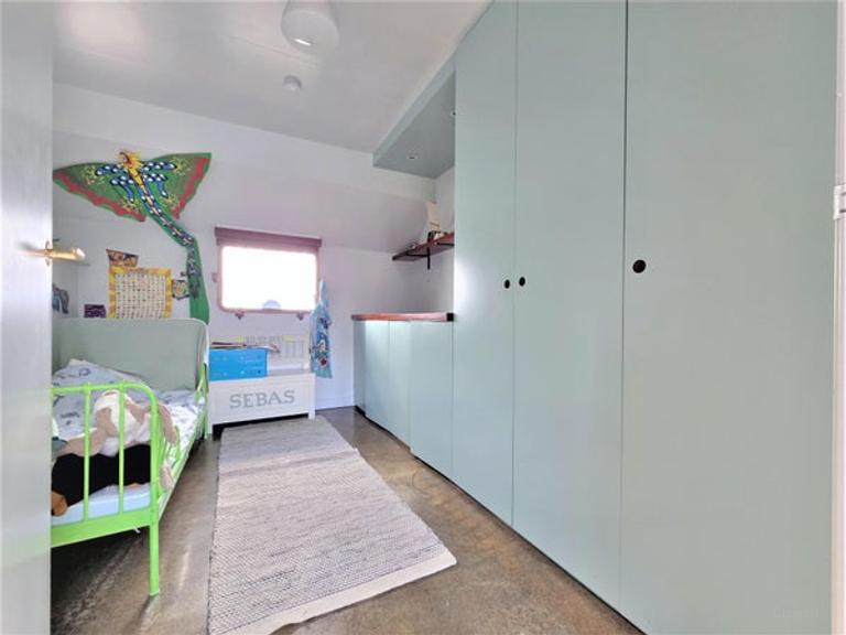 Houseboat of 170m2 on the Borneokade - Image 23