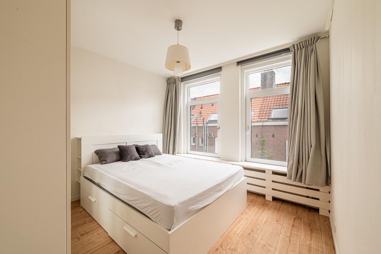 Furnished 60 m² apartment in the Jordaan - Image 11
