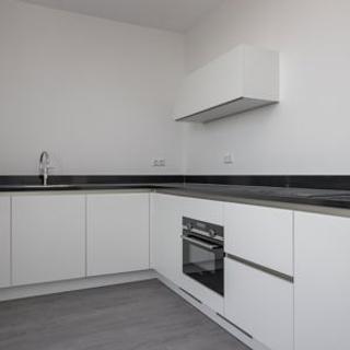 Penthouse with Roof Terrace on Strijp-S - Image 9