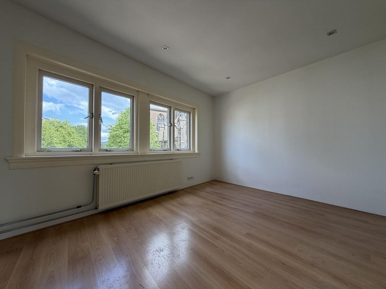 Modern apartment (65m²) with 2 bedrooms in Assendorp - Image 10