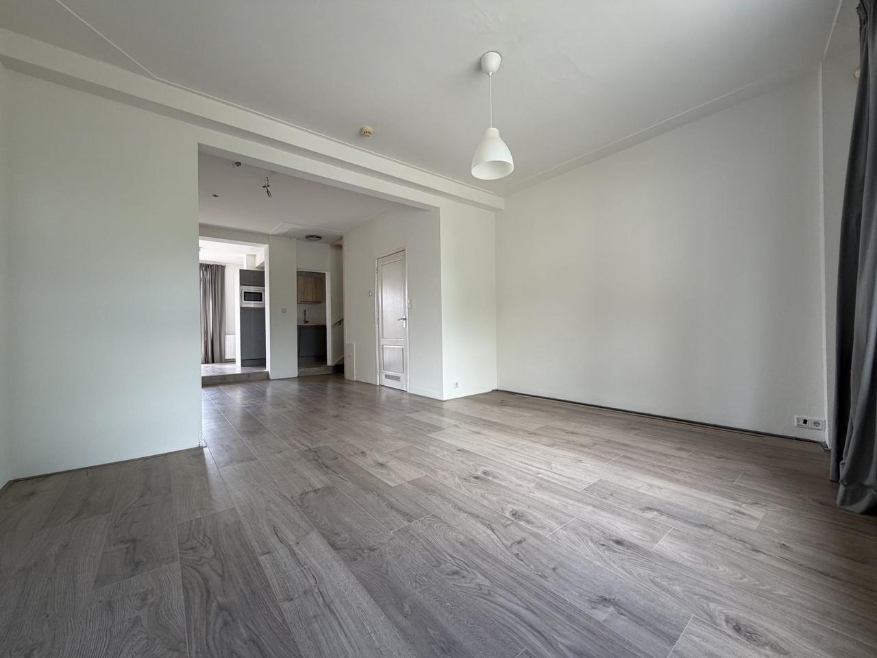 Modern apartment (65m²) with 2 bedrooms in Assendorp - Image 4