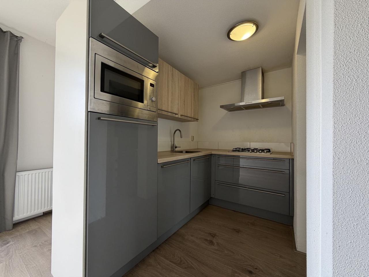 Modern apartment (65m²) with 2 bedrooms in Assendorp - Image 7