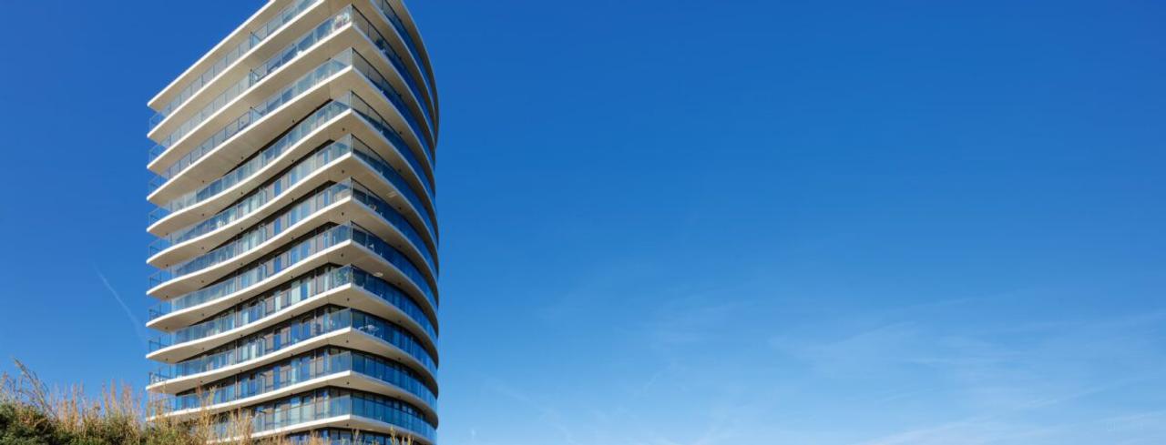 Modern 90m² appartement met zeezicht - Afbeelding 1