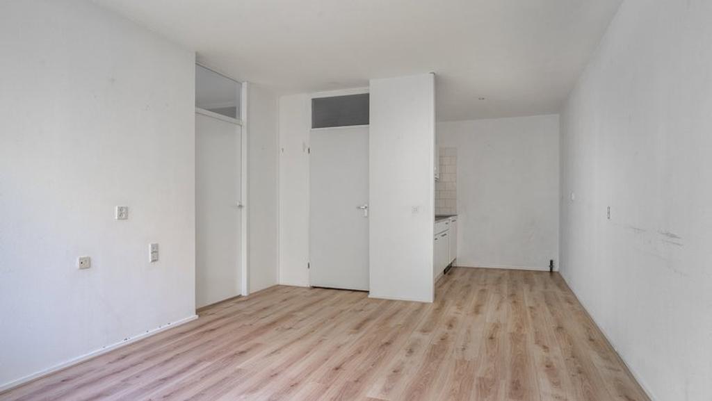 Tweekamerappartement met balkon in de Kleurenbuurt - Afbeelding 3