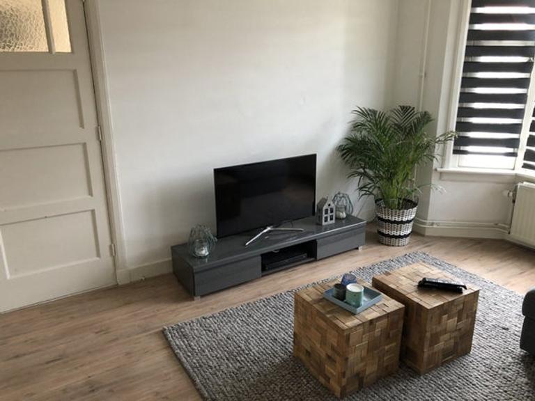 Upper-floor apartment of 110 m² with roof terrace in Alteveer - Image 7