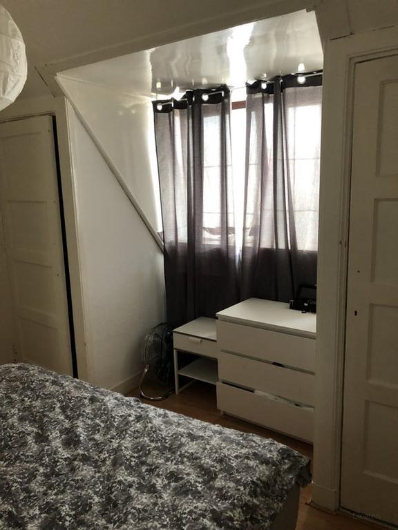 Upper-floor apartment of 110 m² with roof terrace in Alteveer - Image 14