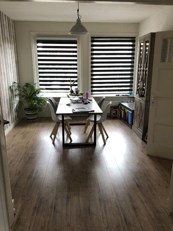 Upper-floor apartment of 110 m² with roof terrace in Alteveer - Image 8