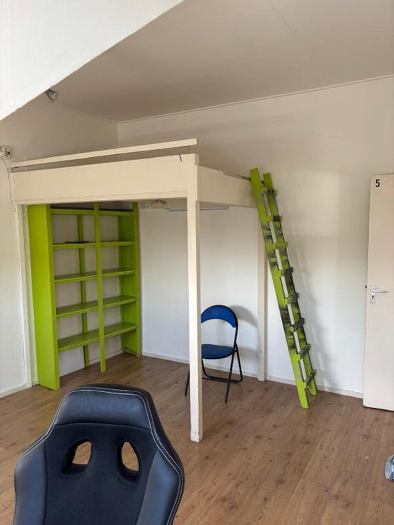 Room of 14 m² on Sint Annaplein - Image 1