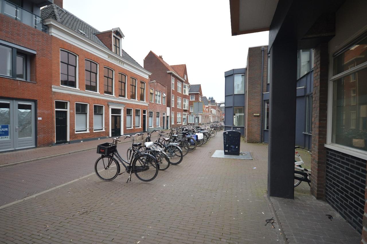 Ground floor apartment near the Grote Markt - Image 13