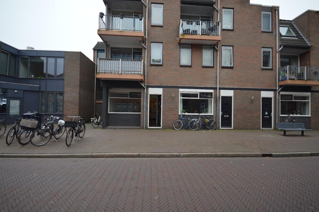 Ground floor apartment near the Grote Markt - Image 1