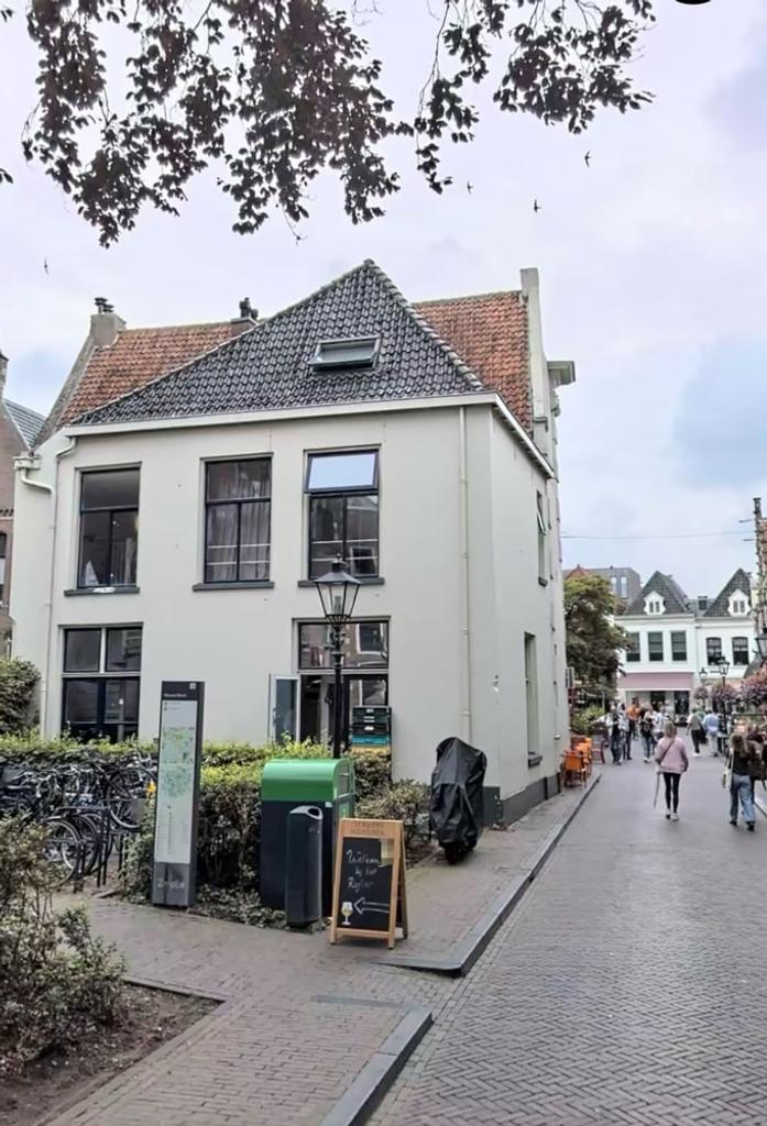 Apartment on Nieuwe Markt - Image 2