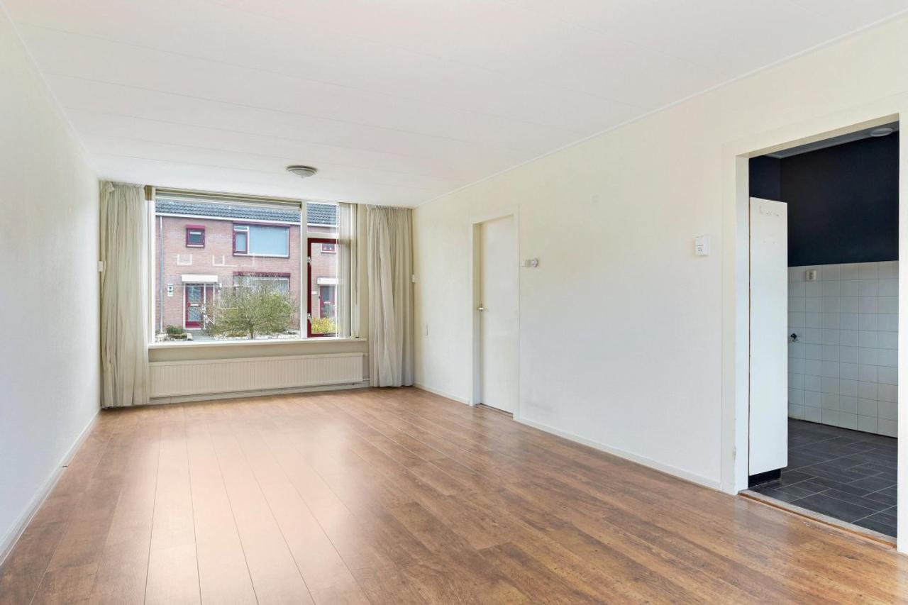 Eengezinswoning van 113 m² met achtertuin - Afbeelding 4