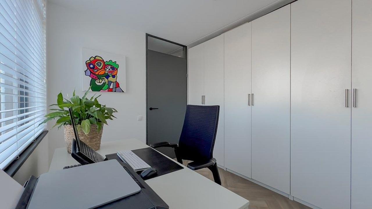 Apartment with Roof Terrace in Heemstede - Image 18