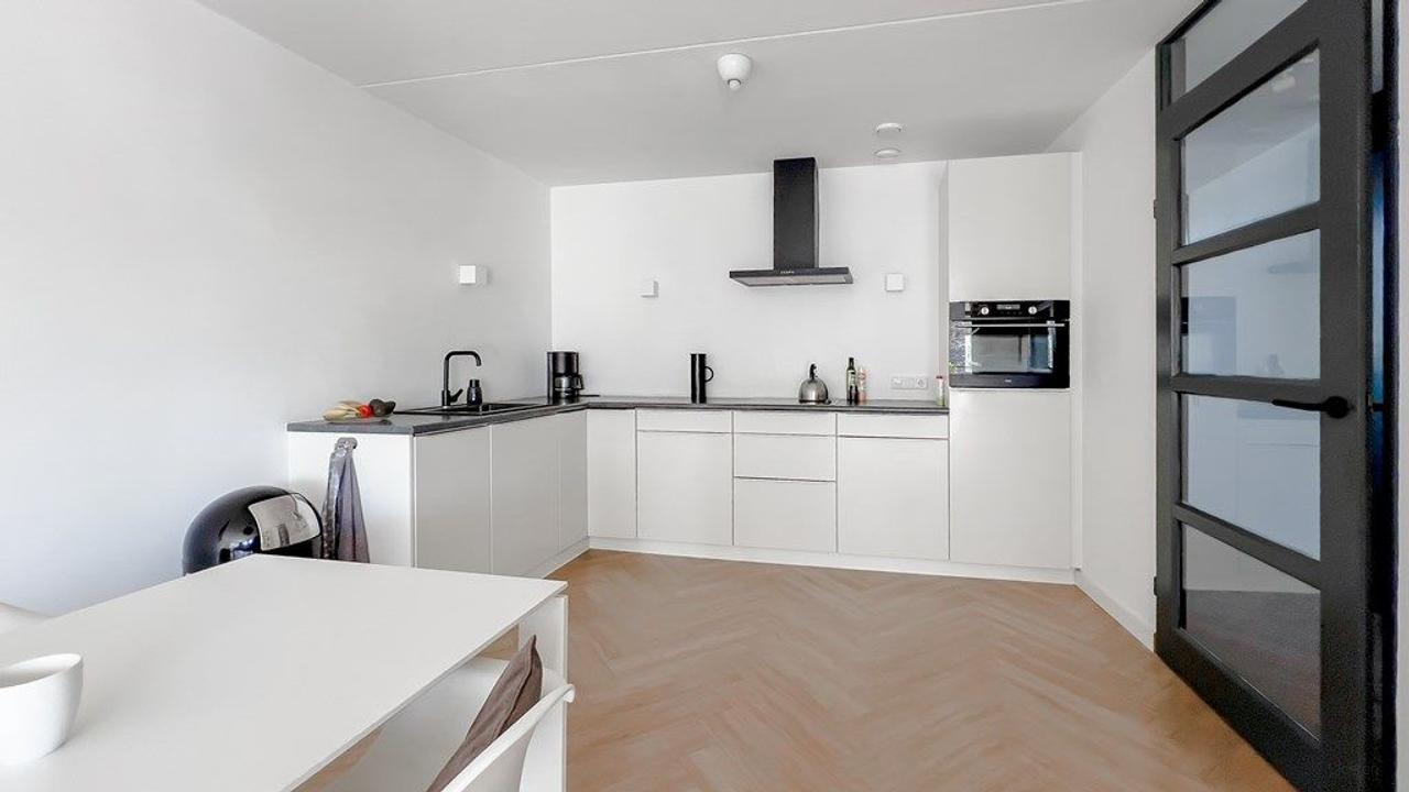 Apartment with Roof Terrace in Heemstede - Image 8