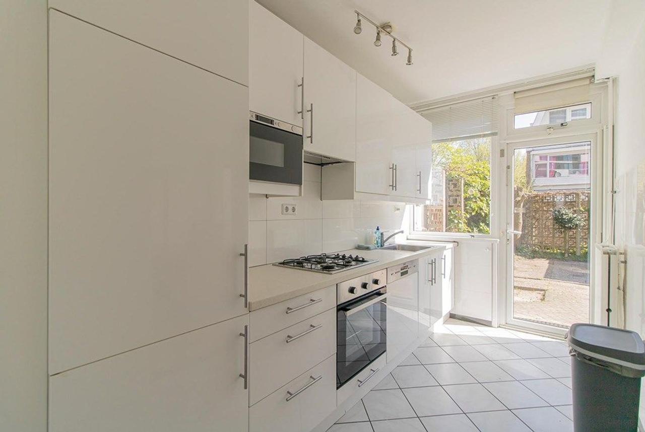 Furnished 100 m² family home with garden in Amstelveen - Image 7