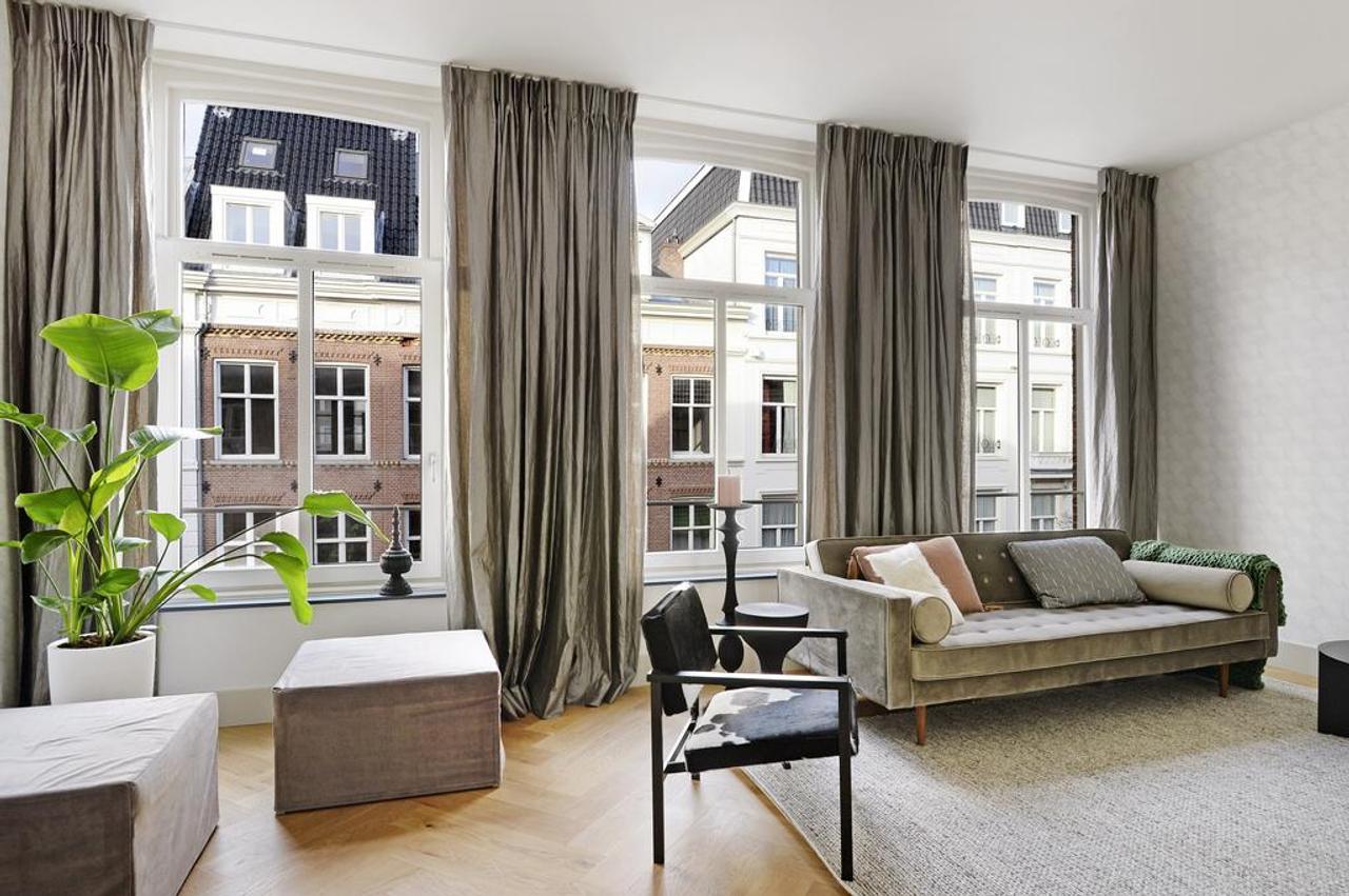 Gemeubileerd 2-kamerappartement met balkon - Afbeelding 4
