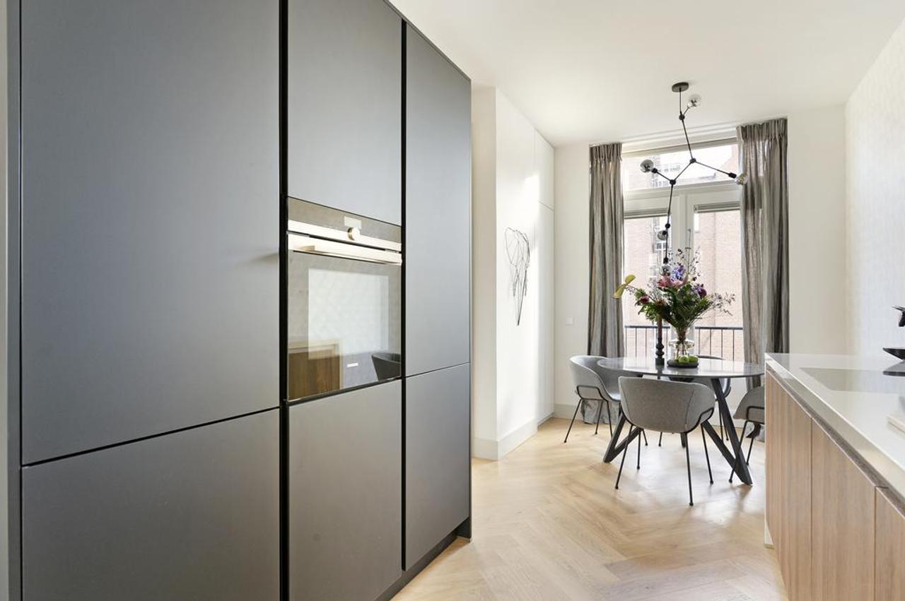 Gemeubileerd 2-kamerappartement met balkon - Afbeelding 13