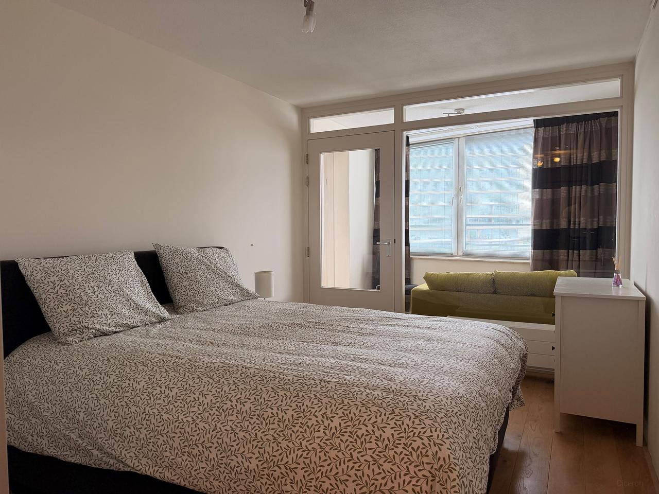 Furnished apartment (91m²) on the 16th floor - Image 11