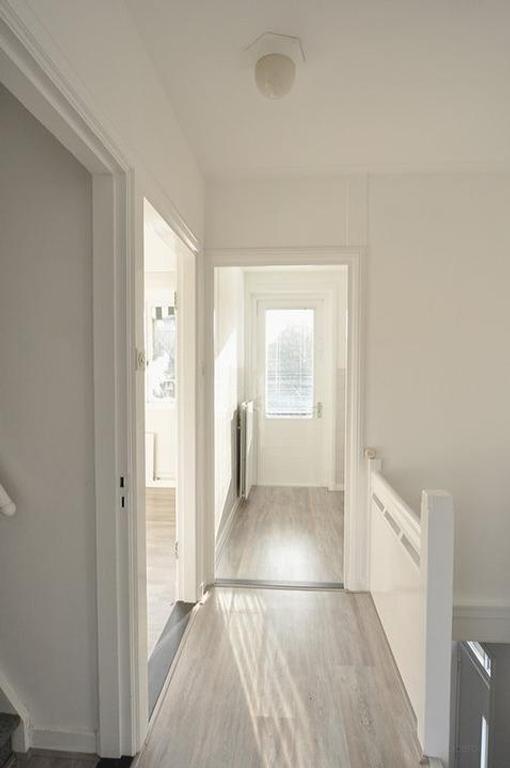 Renovated maisonette with spacious terrace in Laren - Image 6