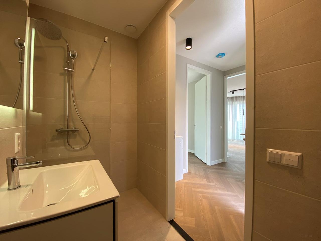 Nieuw appartement (50m²) in Hyde Park - Afbeelding 10