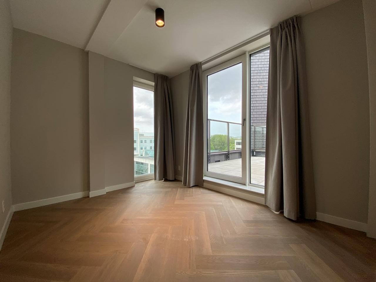 Nieuw 3-kamer appartement in Hyde Park - Afbeelding 9