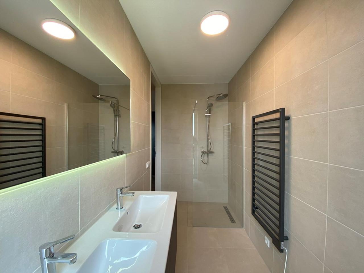 Nieuw 3-kamer appartement in Hyde Park - Afbeelding 12