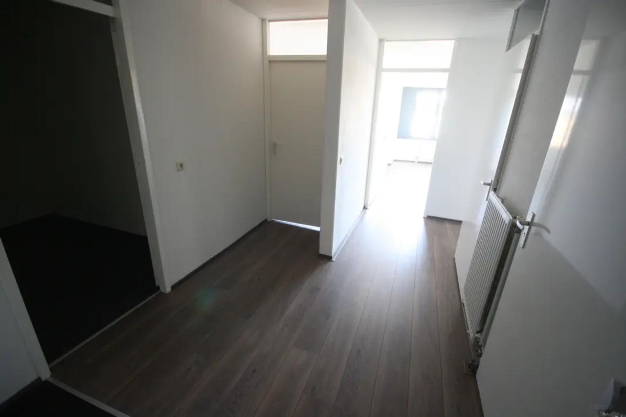 3-room apartment with balcony in Morgenstond-Zuid - Image 2