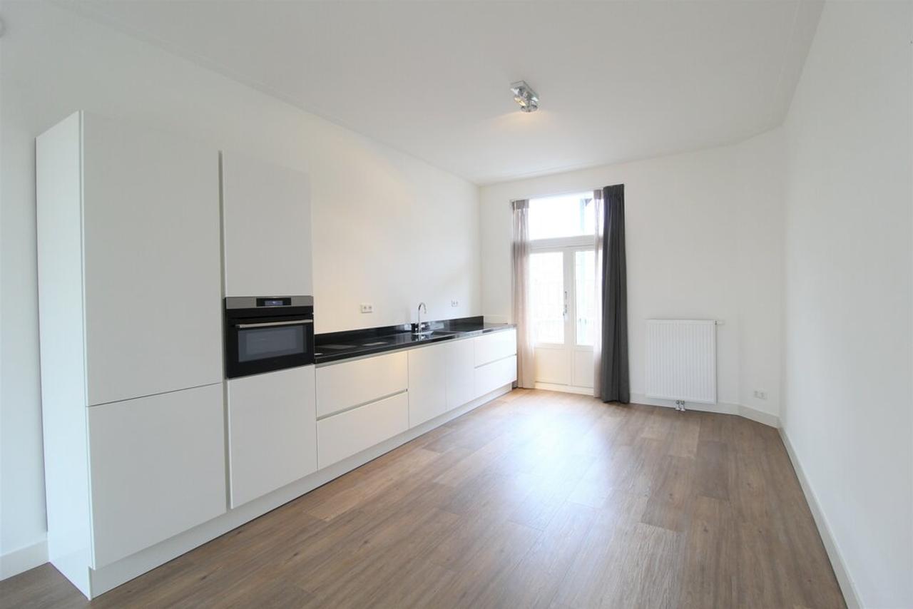 78 m2 with balcony near Vondelpark - Image 3