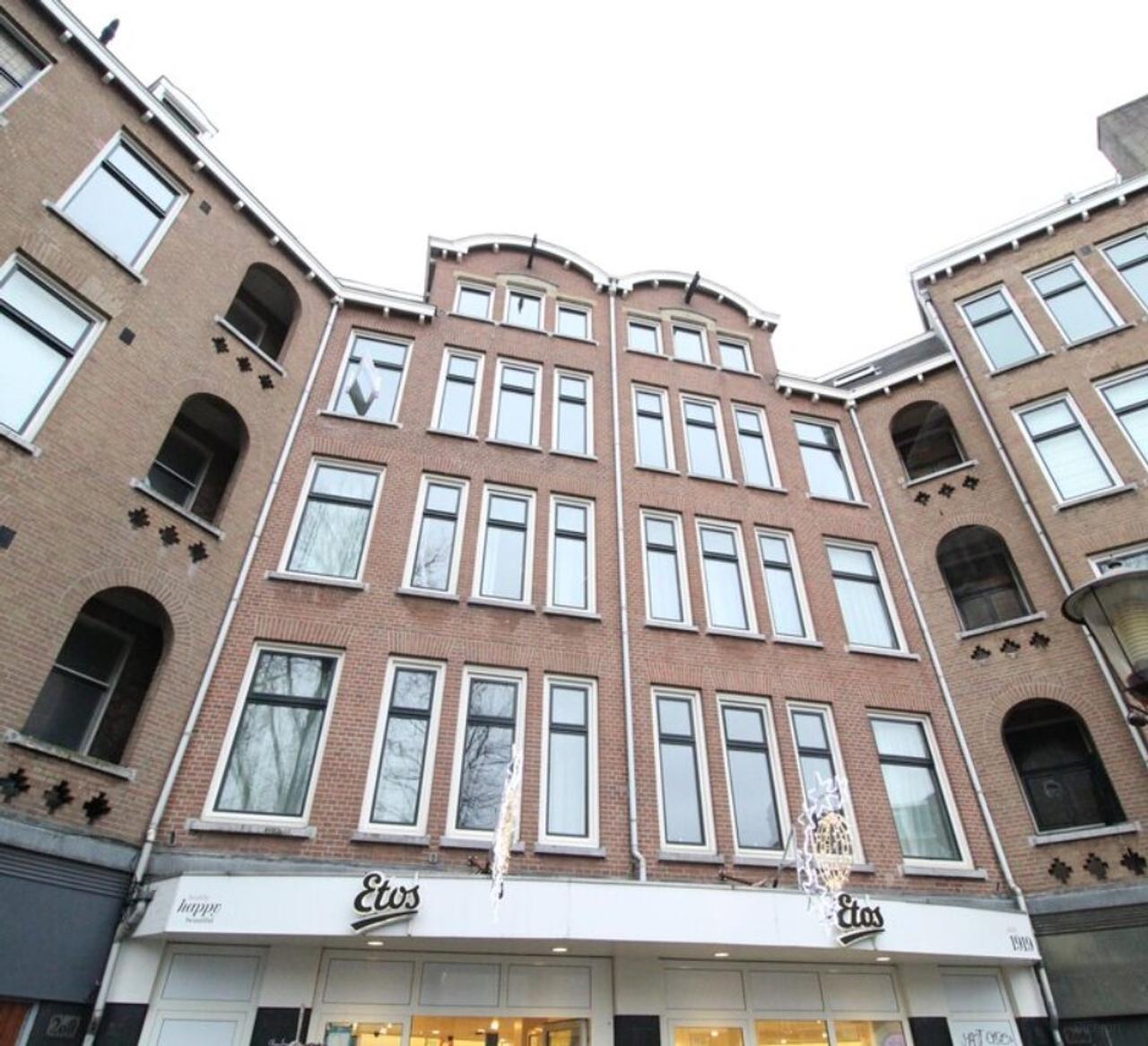 Two-bedroom apartment near Vondelpark - Image 1