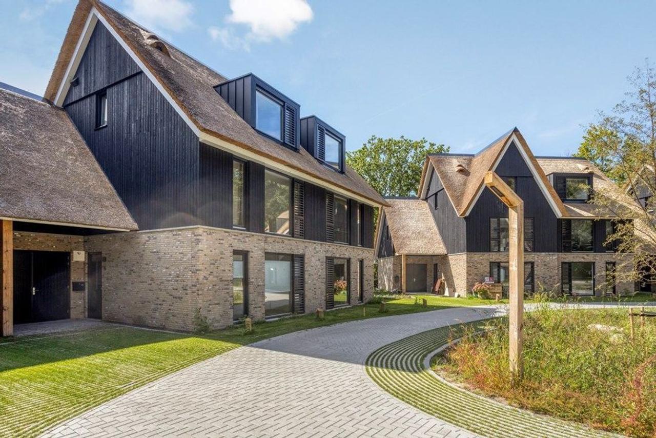 5 slaapkamers en tuin in Voorschoten - Afbeelding 1