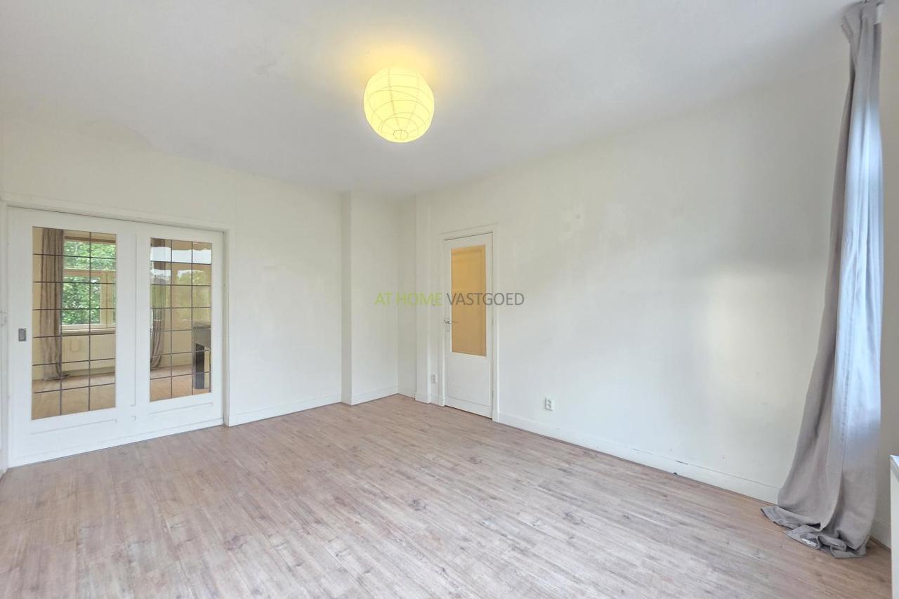 3-bedroom apartment with balcony in Blijdorp - Image 11