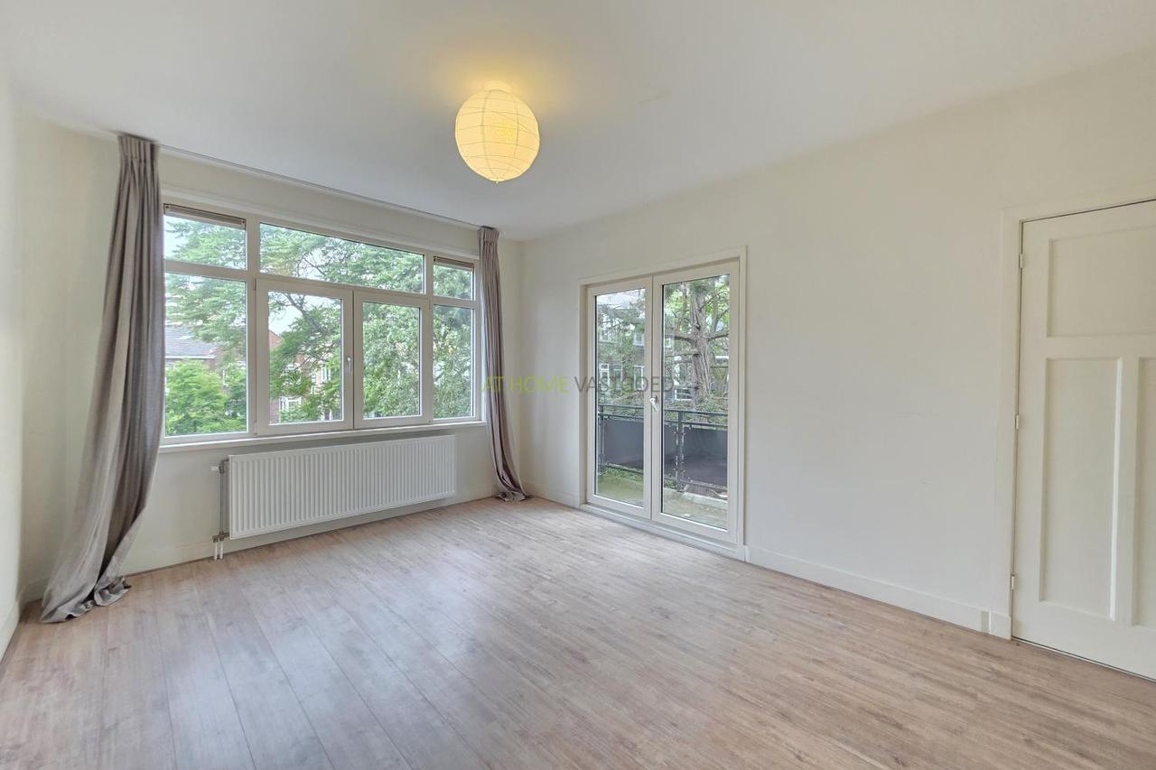 3-bedroom apartment with balcony in Blijdorp - Image 9