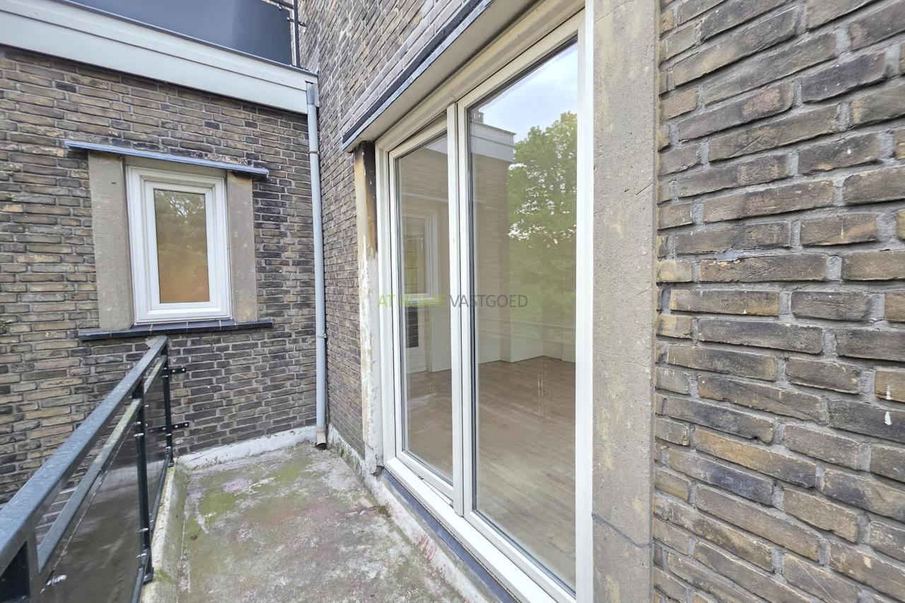 3-bedroom apartment with balcony in Blijdorp - Image 16