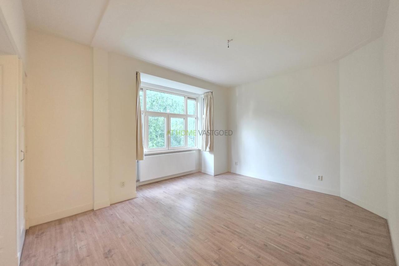 3-bedroom apartment with balcony in Blijdorp - Image 24